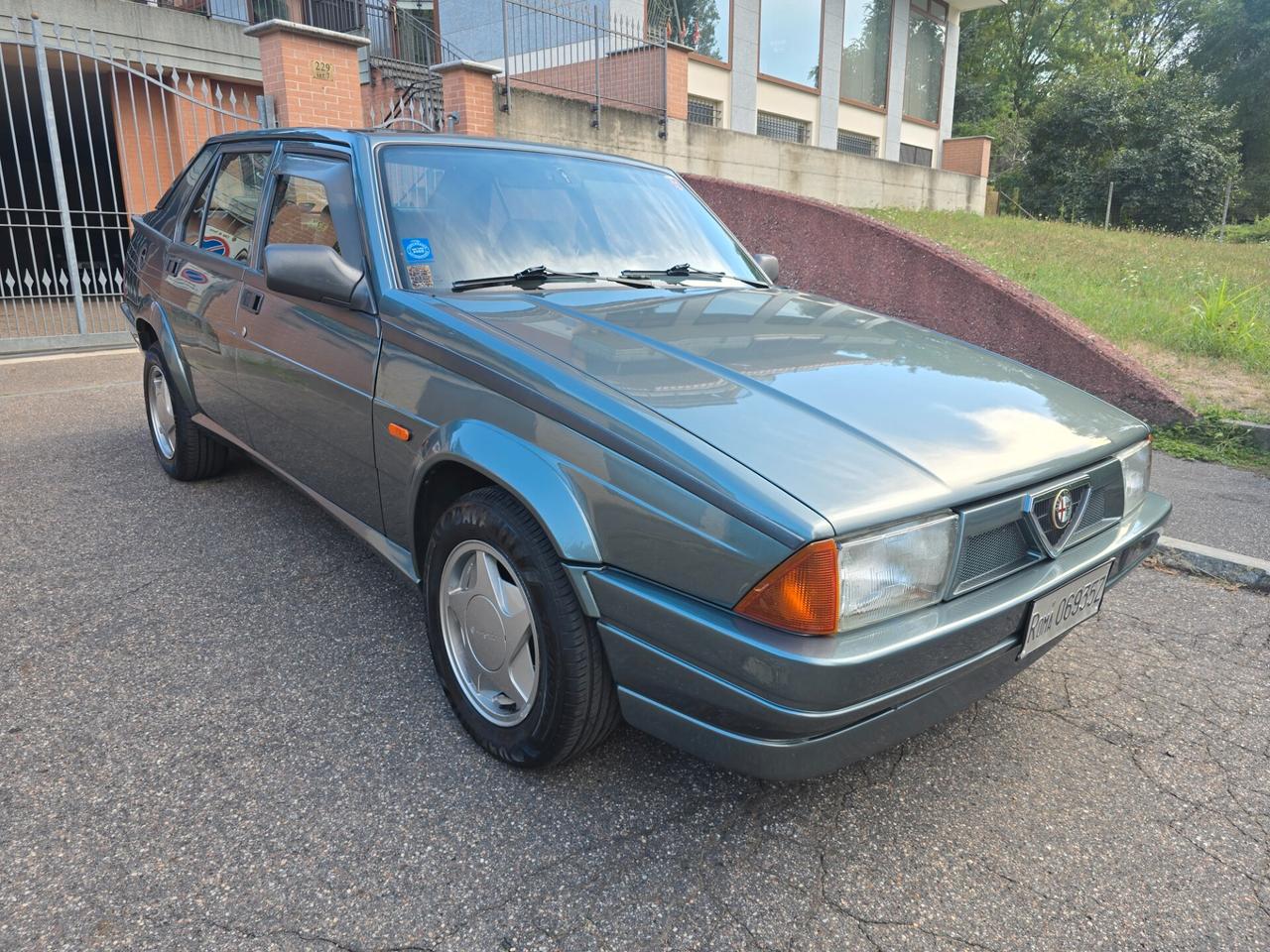 ALFA ROMEO 75 INDY 1.8 i.e.