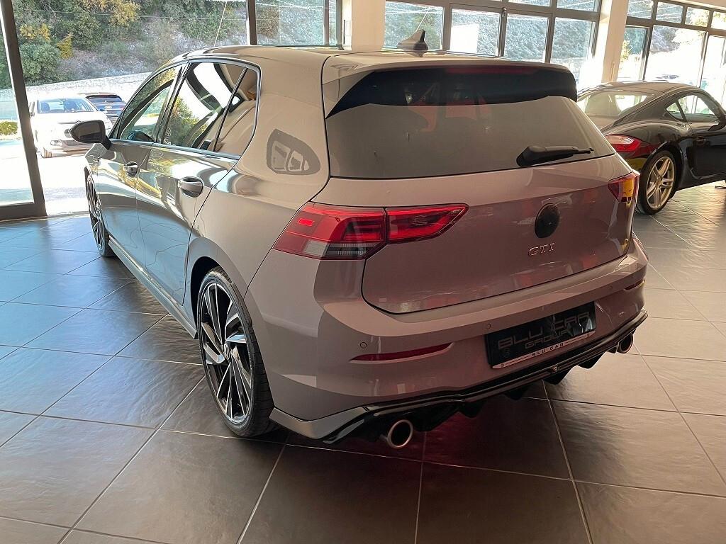 VOLKSWAGEN GOLF GTI PERFORMANCE 245cv DSG