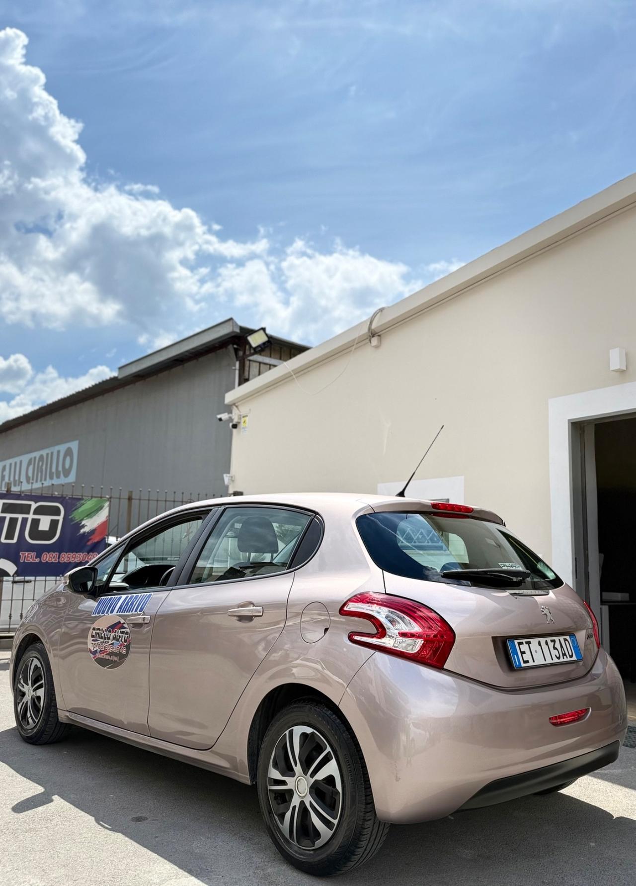 Peugeot 208 1.2 Benzina Pure Tech Allure 82 Cv