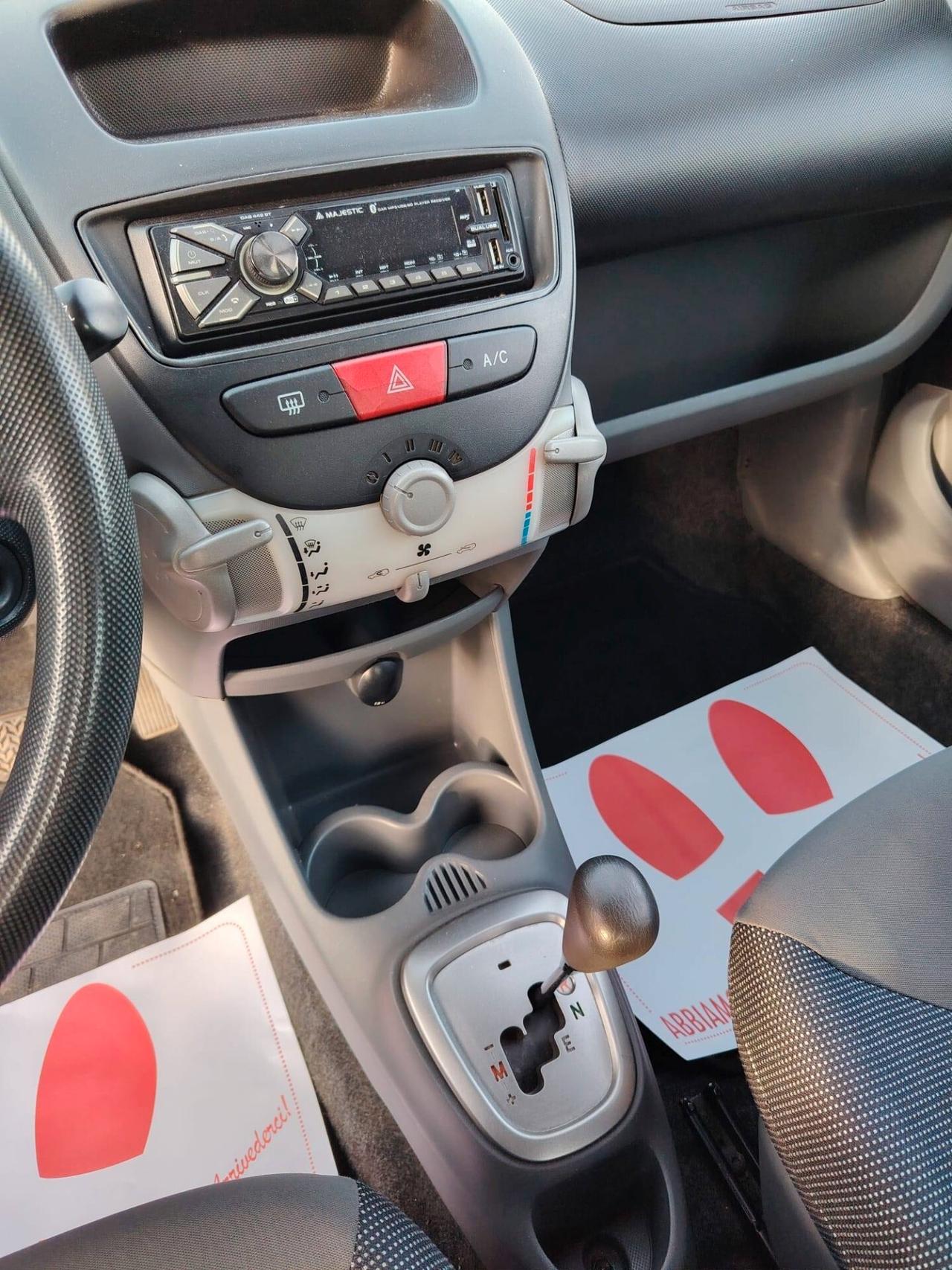 Peugeot 107 1.0 68CV 3p. Plaisir 2Tronic