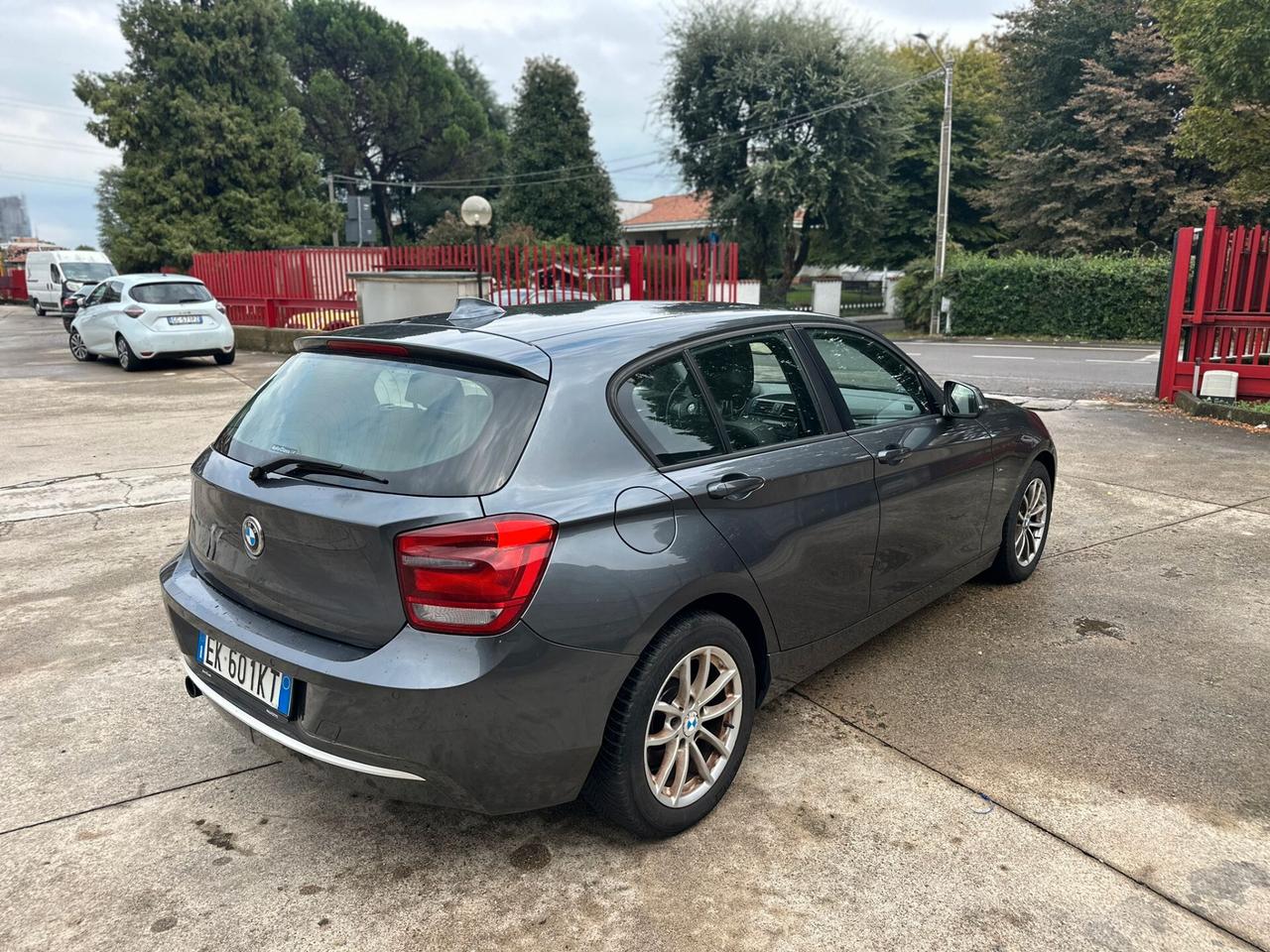 Bmw 116 116d 5p. Urban