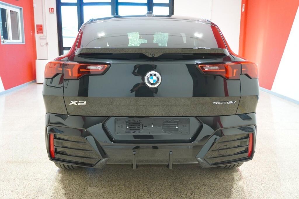 BMW X2 NEW 18D 150CV STEPTRONIC 48V S-DRIVE MSPORT ( FARI LED ADATTIVI - TETTO PANORAMICO - CURVED DISPLAY - AMBIENT LIGHTS - PELLE - CRUISE - NAVI - MIRROR - PARK ASSISTANT - TELECAMERA POST. - CERCHI 19 )