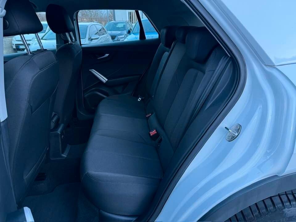 Audi Q2 1.6 TDI 116CV -Cambio AUTOMATICO-