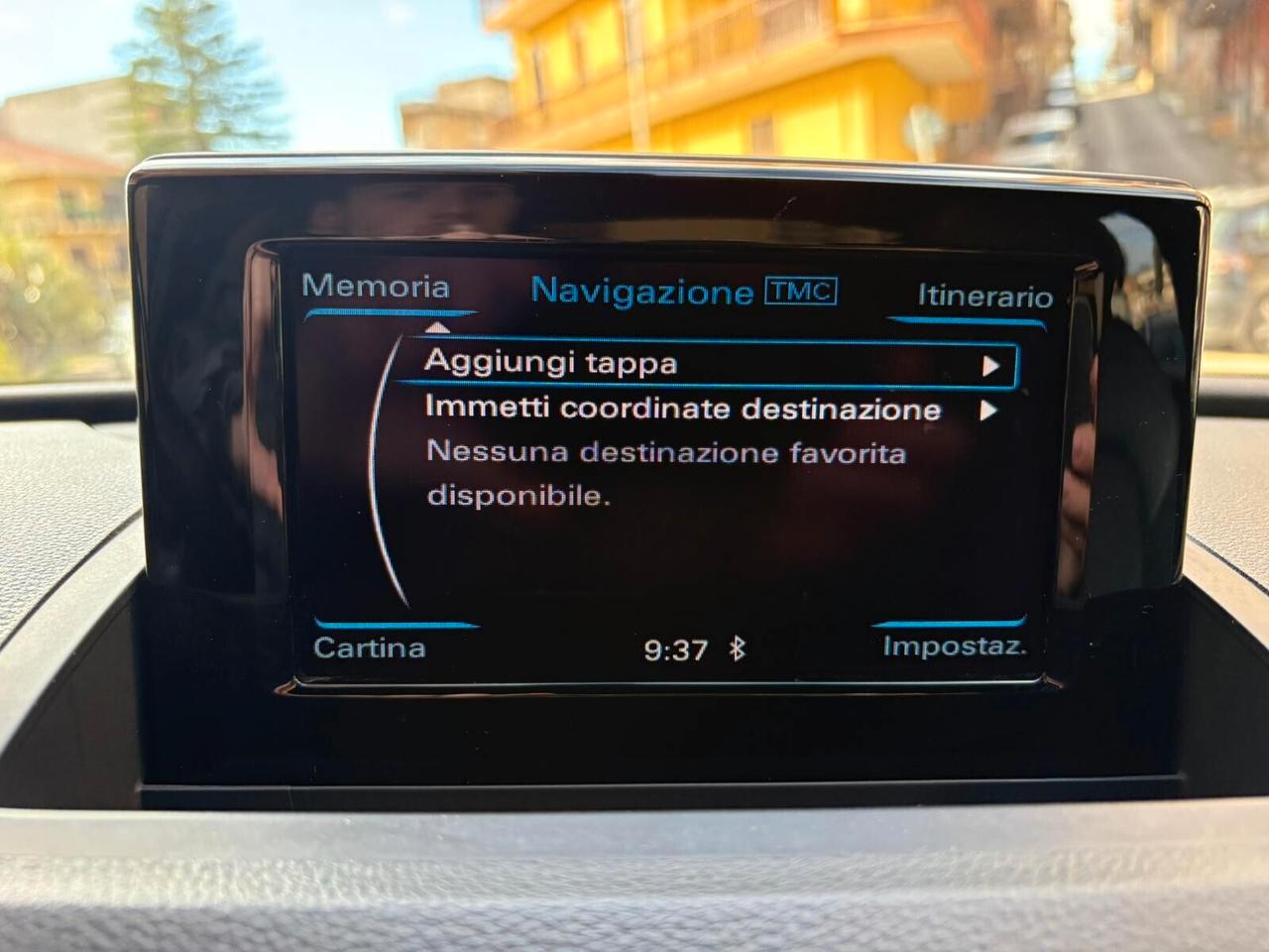 Audi Q3 2.0 TDI 120 CV S-LINE