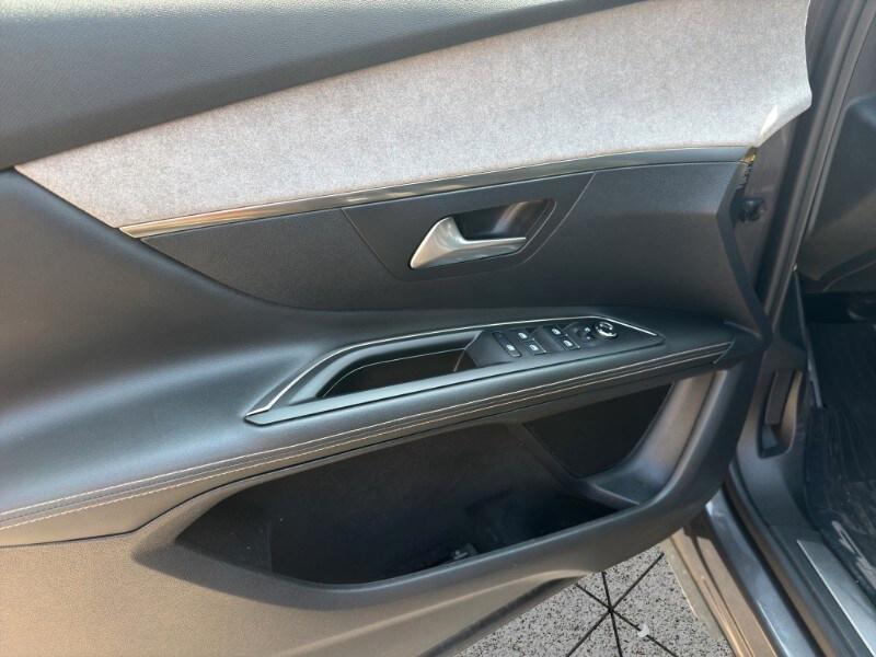 PEUGEOT 3008 2ª serie 3008 BlueHDi 130 S&S EAT...