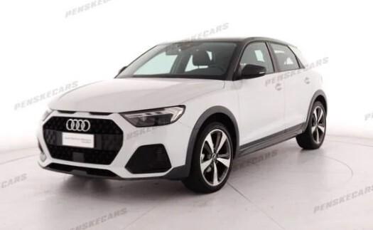 Audi A1 citycarver 30 TFSI Identity Contrast