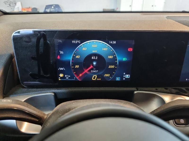 MERCEDES-BENZ GLB 200 d Automatic Business Extra