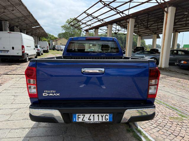 ISUZU D-Max 1.9 Crew Cab Solar Plus A/T 4WD Clima
