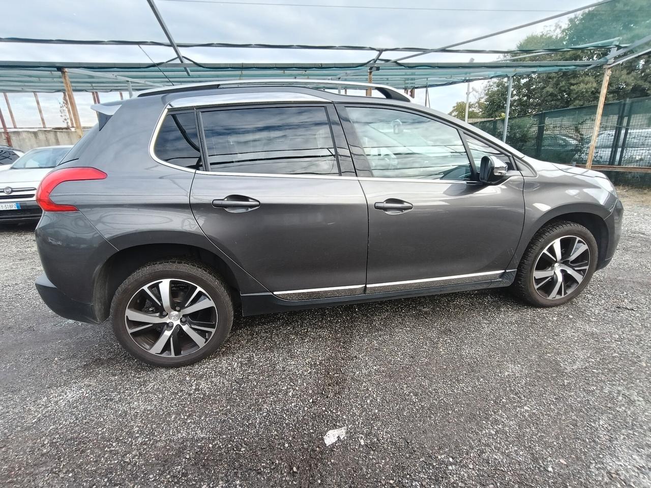 Peugeot 2008 BlueHDi 100 Allure