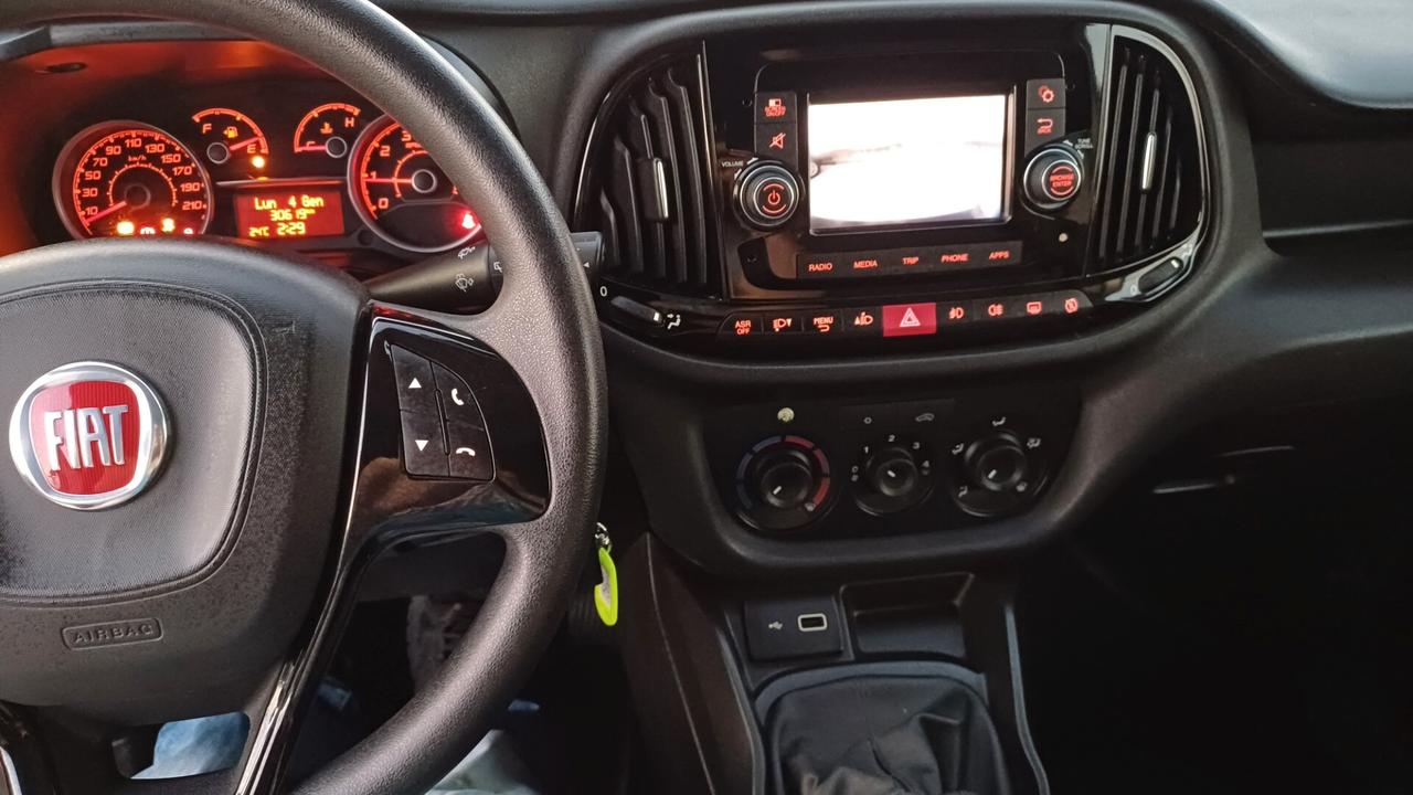 Fiat DOBLO 1.3 MULTIJET 2021 30MILA KM COME NUOVO TELECAMERA SENSORI RADIO