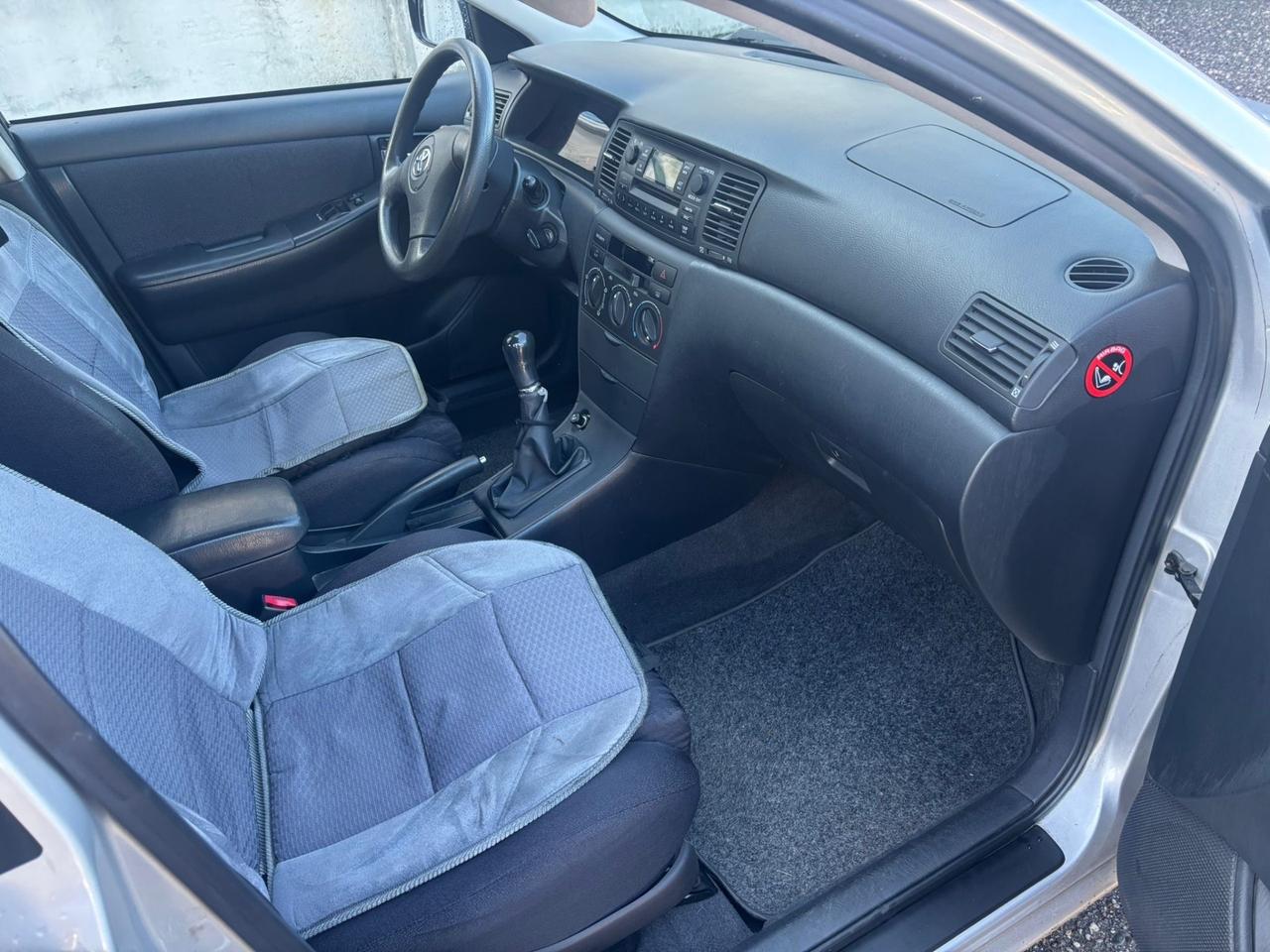 Toyota Corolla 1.4 16V 5 porte