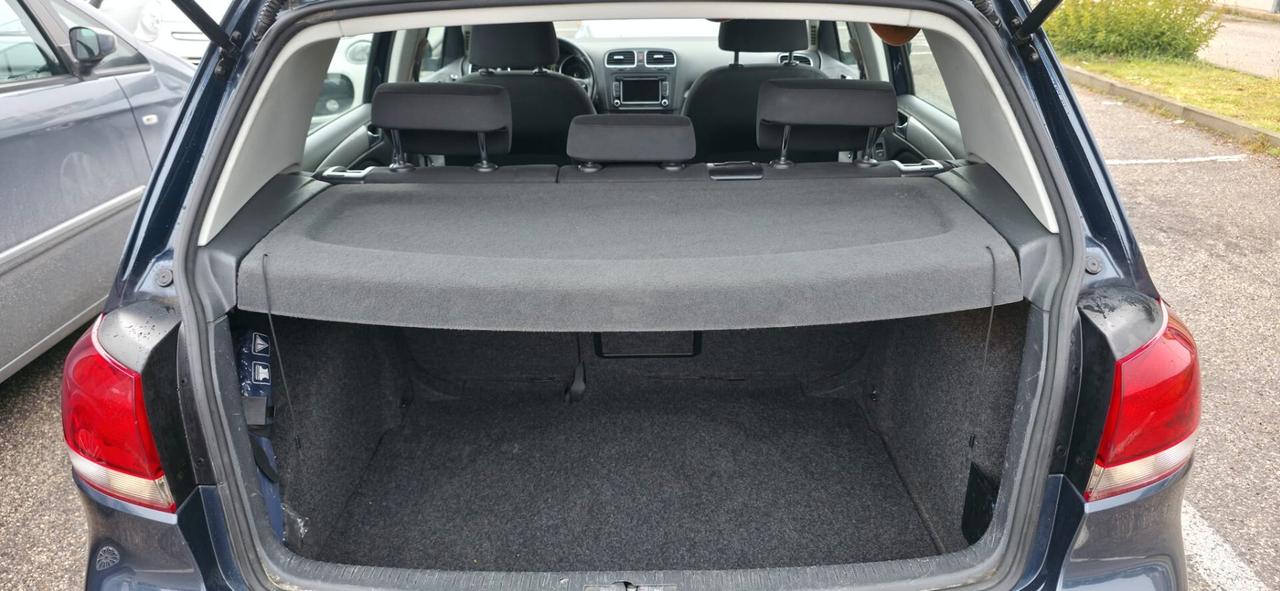 Volkswagen Golf 1.6 TDI DPF 5p. Highline neop