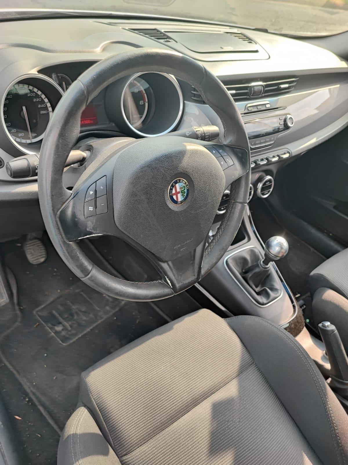 Alfa Romeo Giulietta 1.6 JTDm-2 105 CV Distinctive