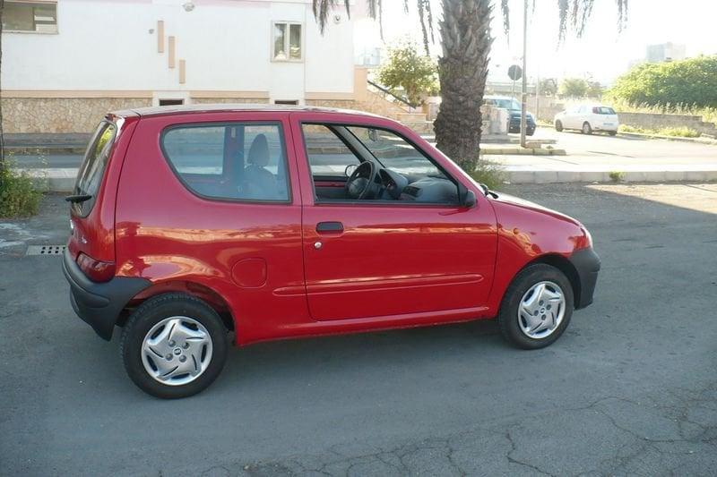 FIAT 600 1.1 Active