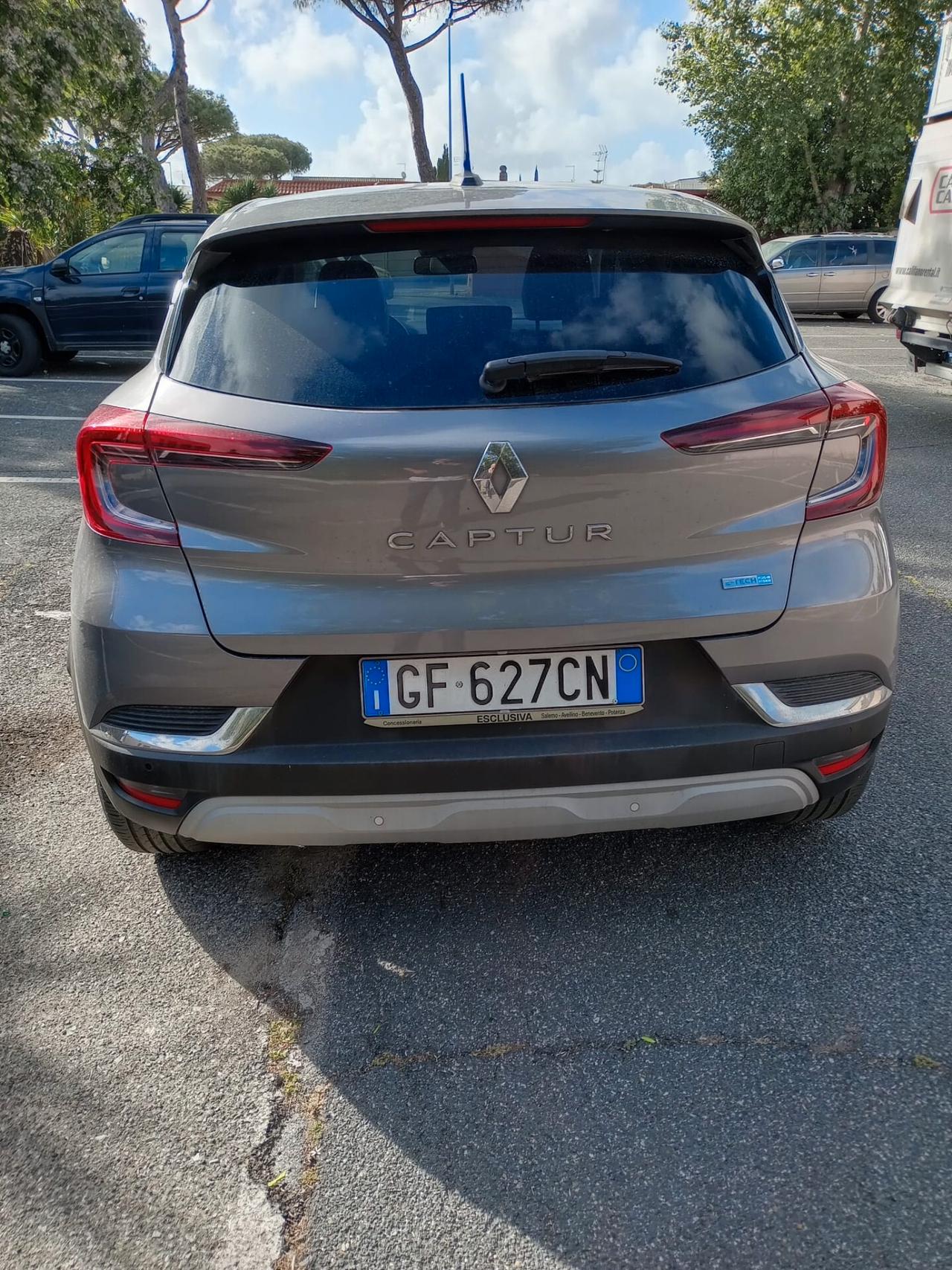 Renault Captur Mild Hybrid 140 CV Business