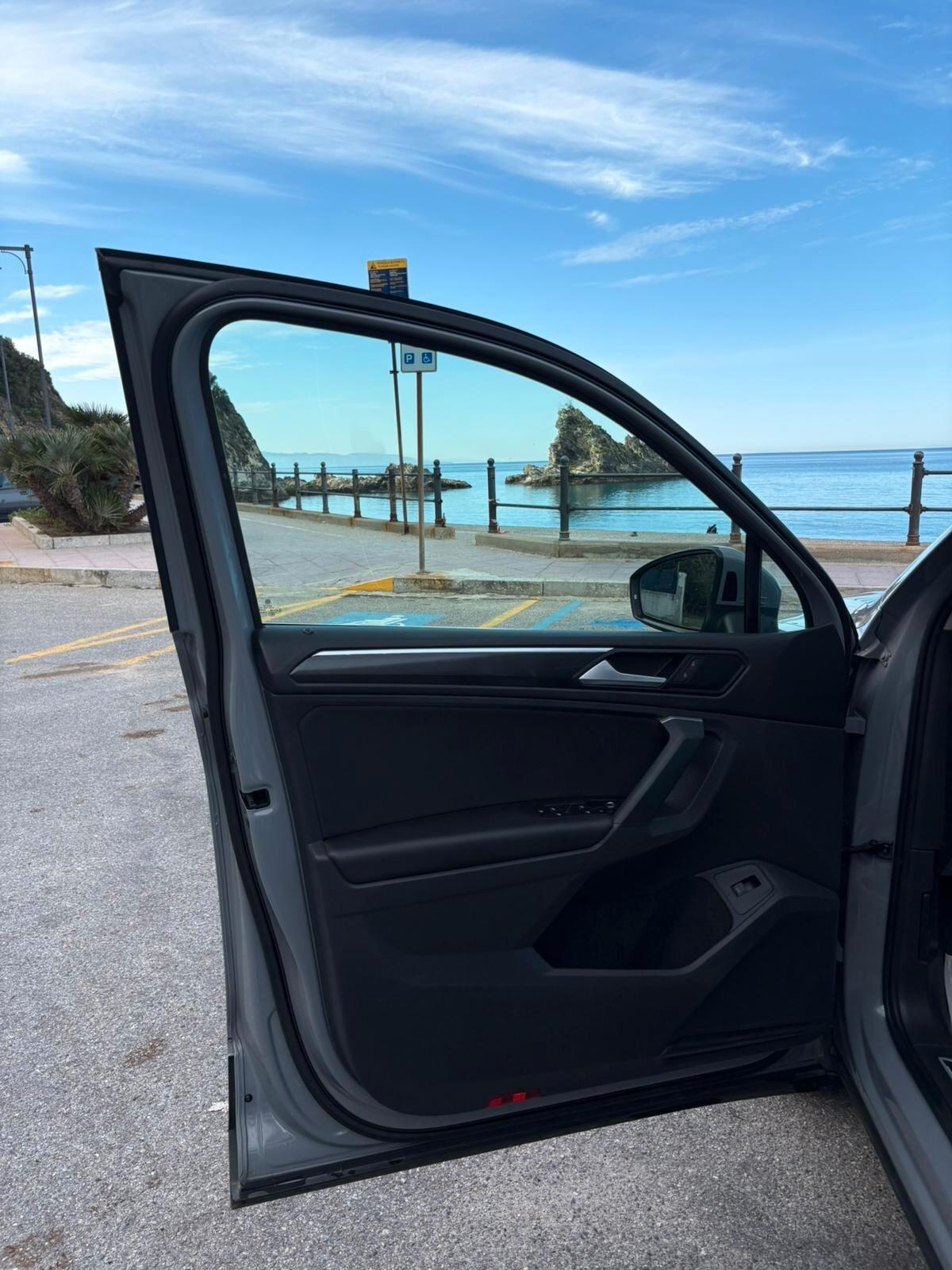 Volkswagen Tiguan 2.0 TDI SCR DSG 150 CV Elegance