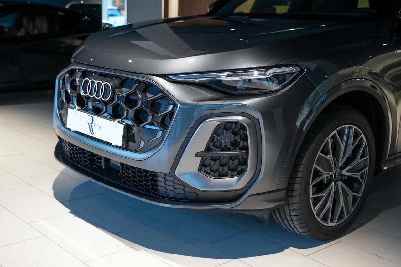 Audi Q5 TDi 150 kW mHEV+ S tronic quattro Launch edition line