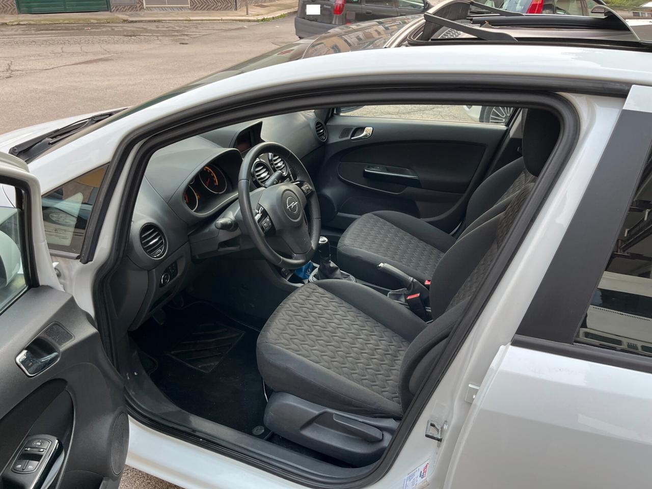 Opel Corsa 1.2 85CV 5 porte GPL-TECH Edition