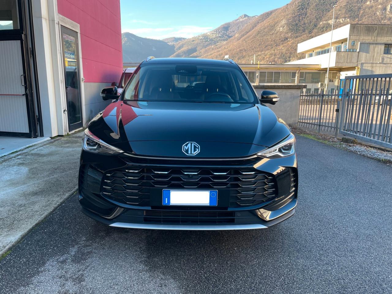 Mg ZS Hybrid+ Luxury