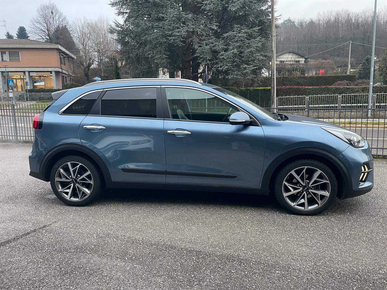 Kia Niro I 2017 1.6 gdi hev Style s/Techno Pack dct