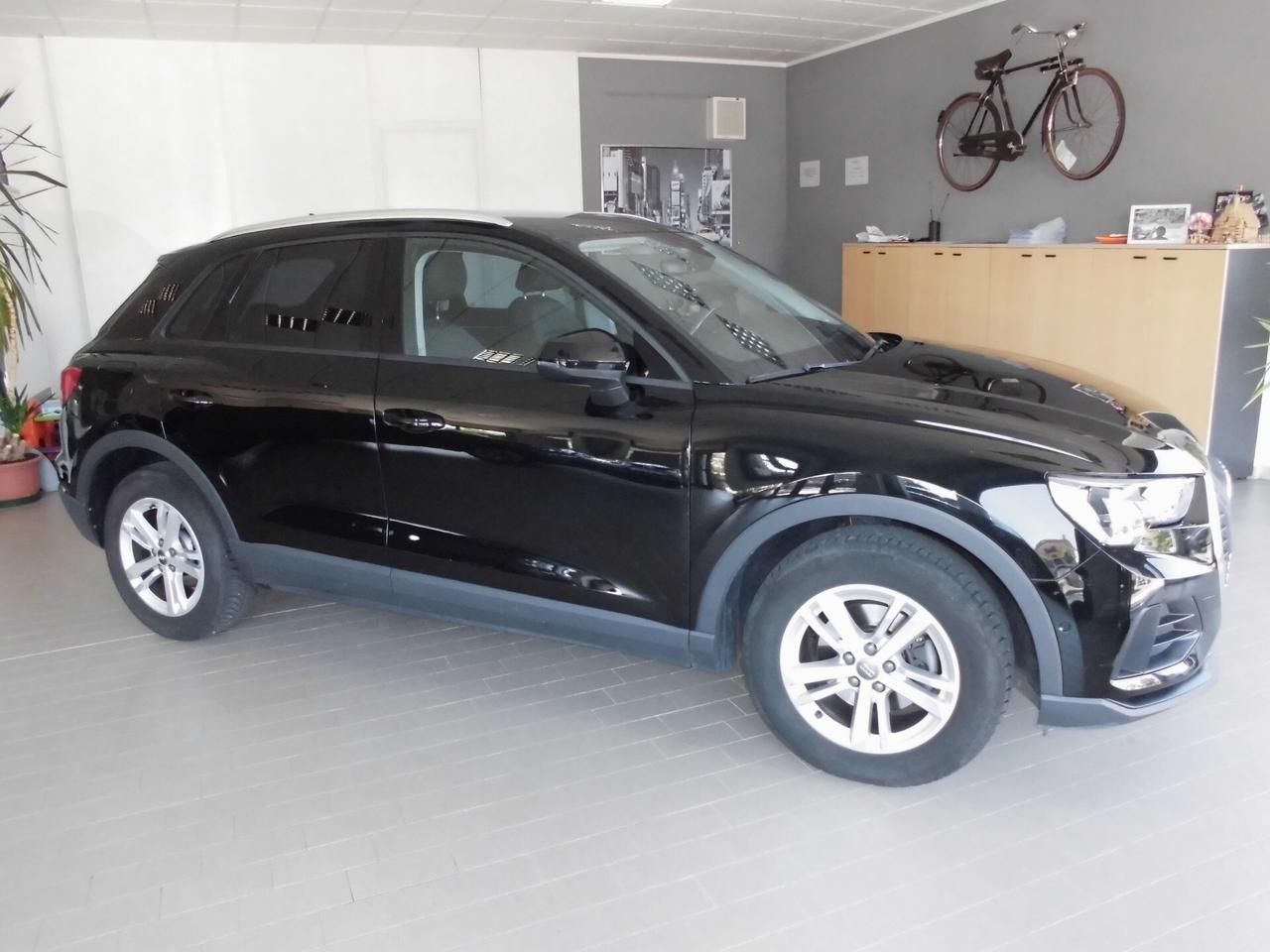Audi Q3 35 TDI S tronic Business Advanced