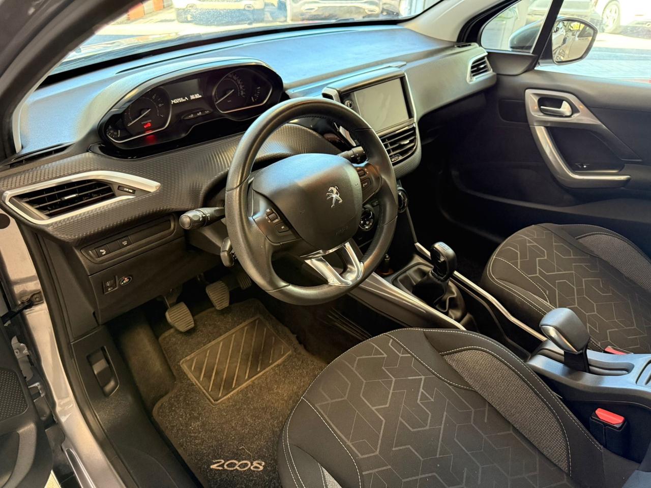 Peugeot 2008 PureTech 82 S&S Allure GPL