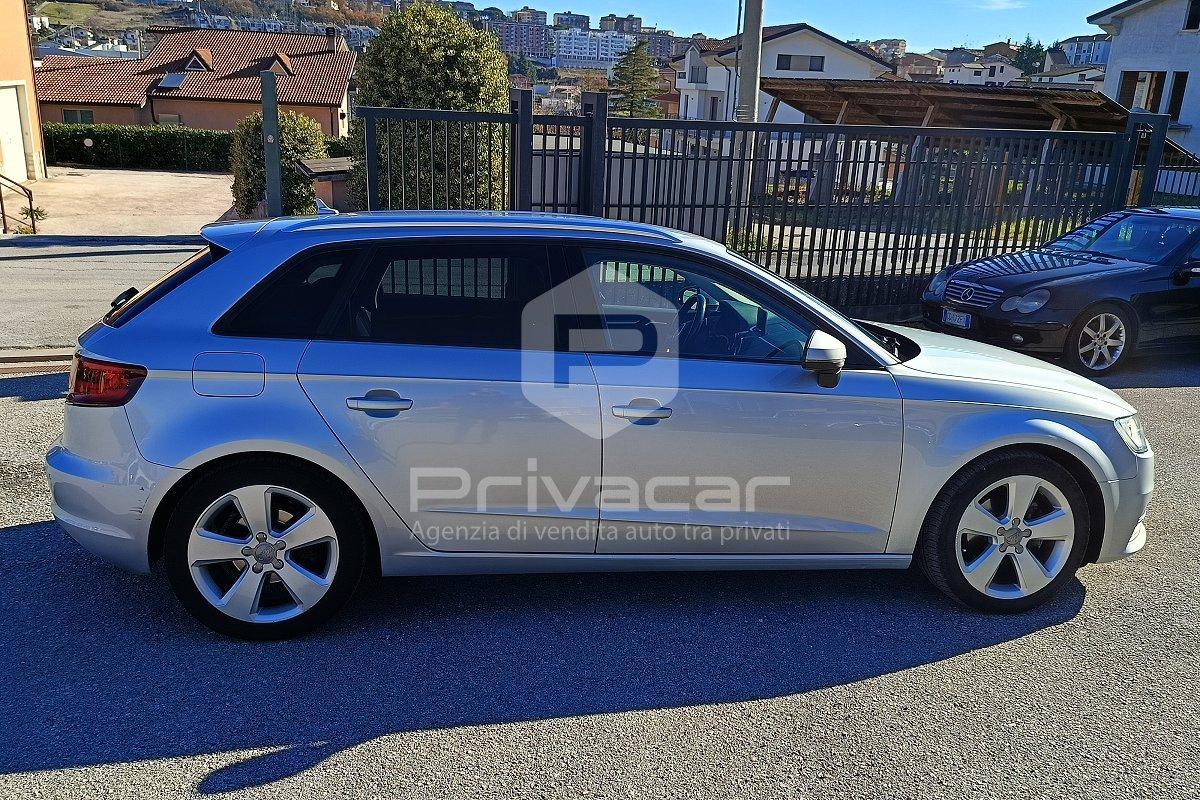 AUDI A3 SPB 2.0 TDI S tronic Attraction