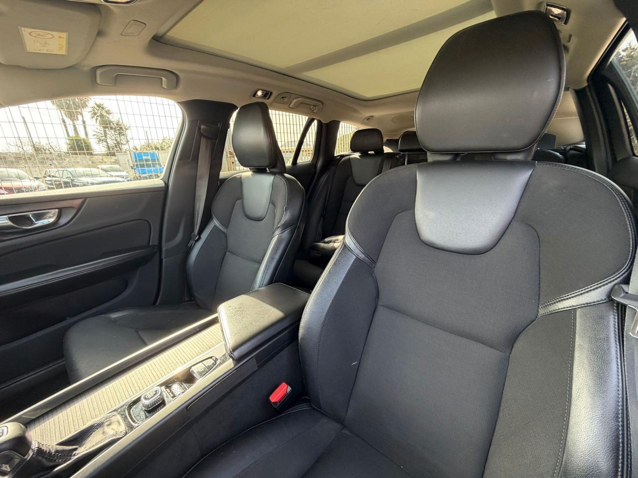 Volvo V60 Cross Country - 2.0 DIESEL - 2020