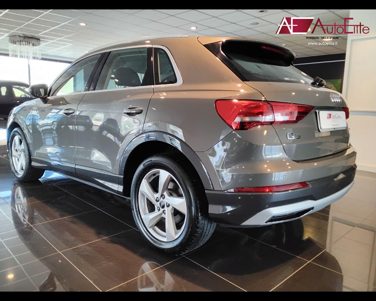AUDI Q3 35 TDI quattro Business Advanced