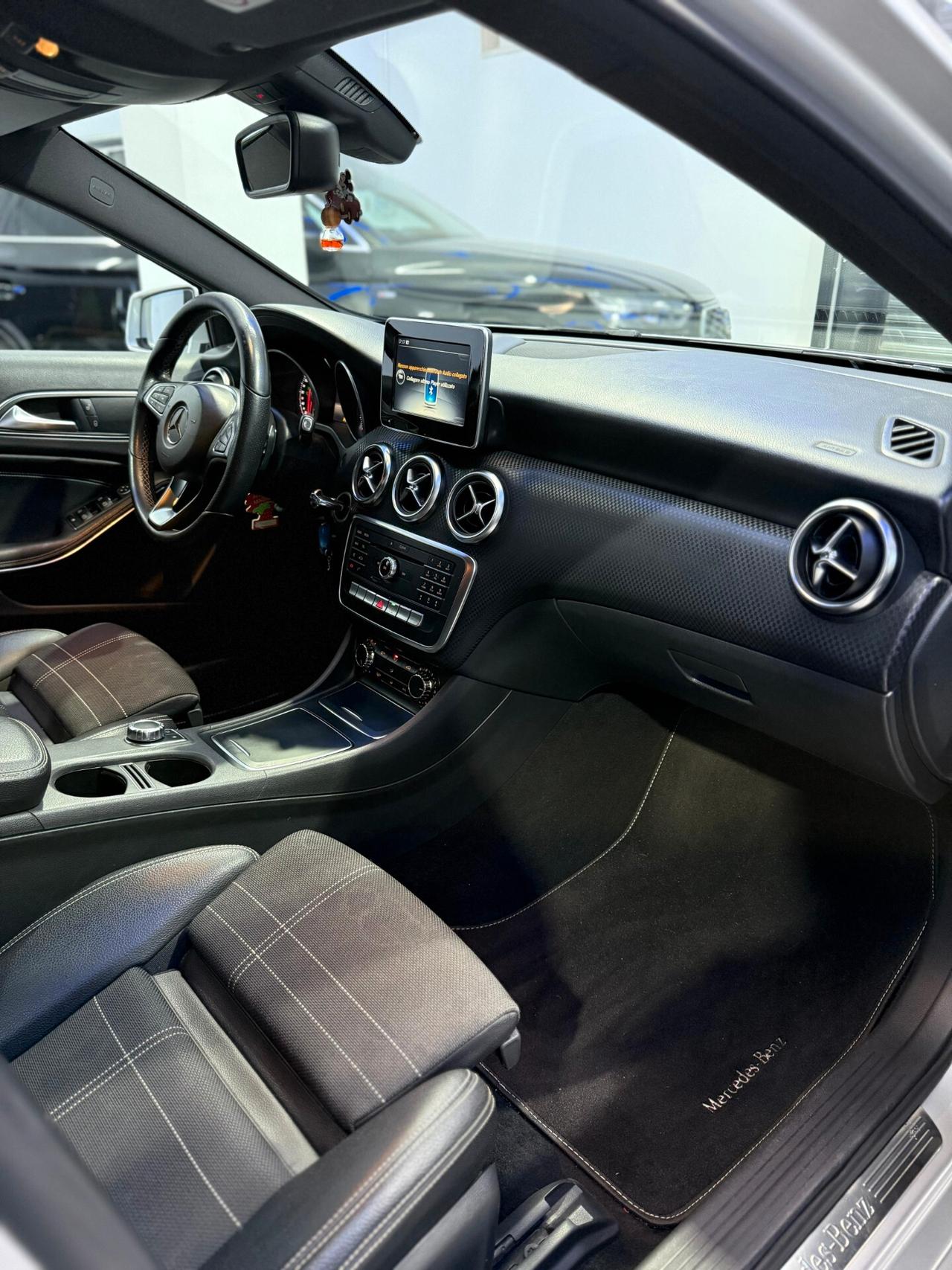 Mercedes-benz A 180 d Automatic Premium