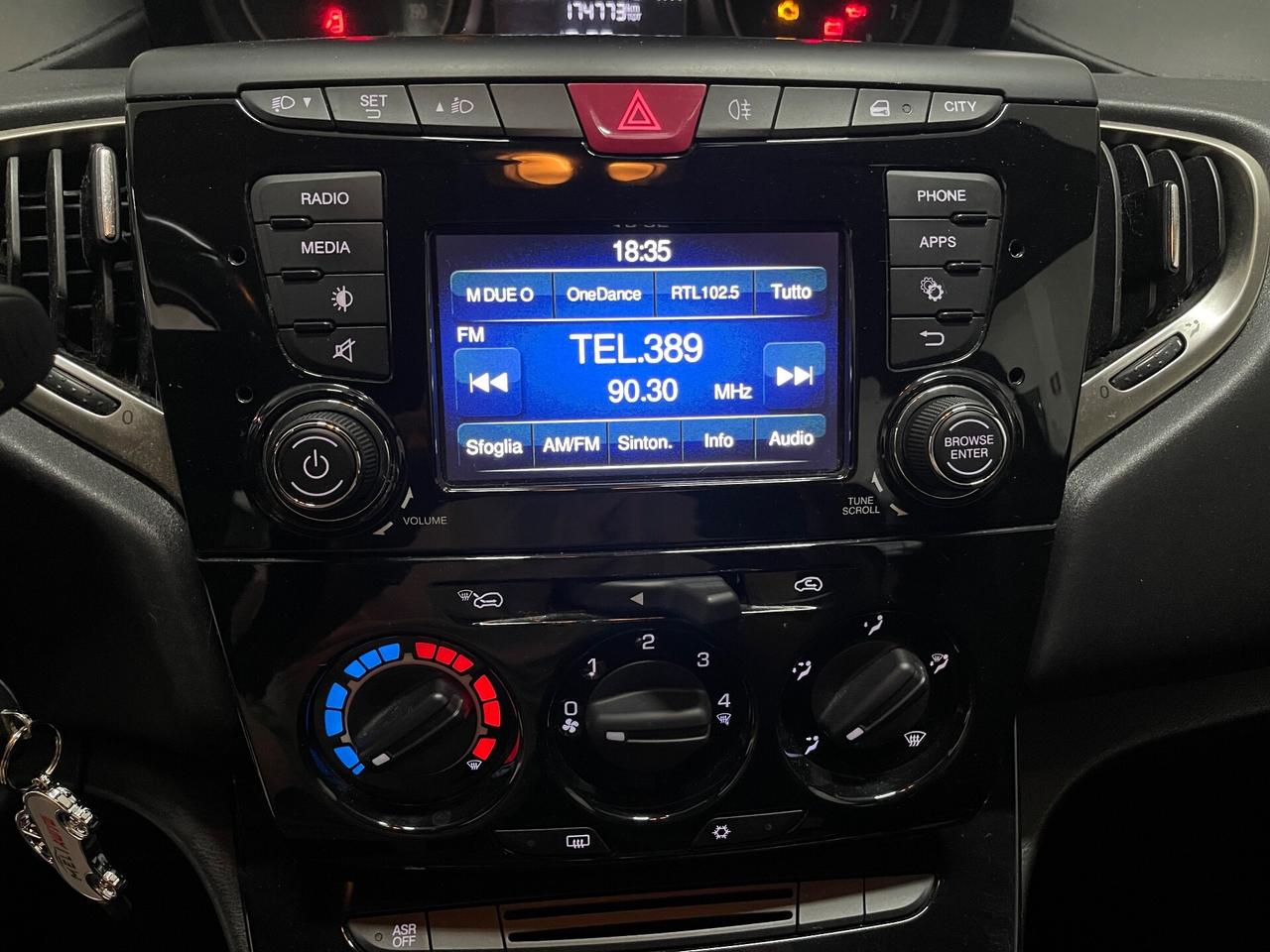 Lancia Ypsilon 1.2 Benzina 69 CV Platinum