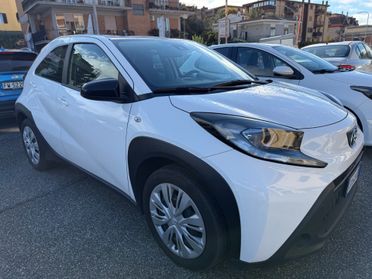 Toyota Aygo X 1.0 VVT-i 72 CV 5 porte Active S-CVT **FOTO PROVVISIORIE**