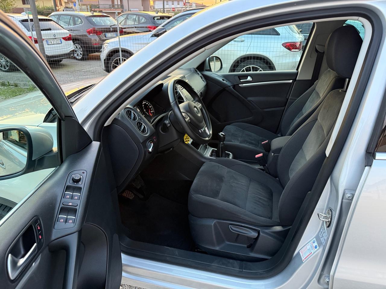 Volkswagen Tiguan 2.0 TDI 110 CV Sport & Style BlueMotion