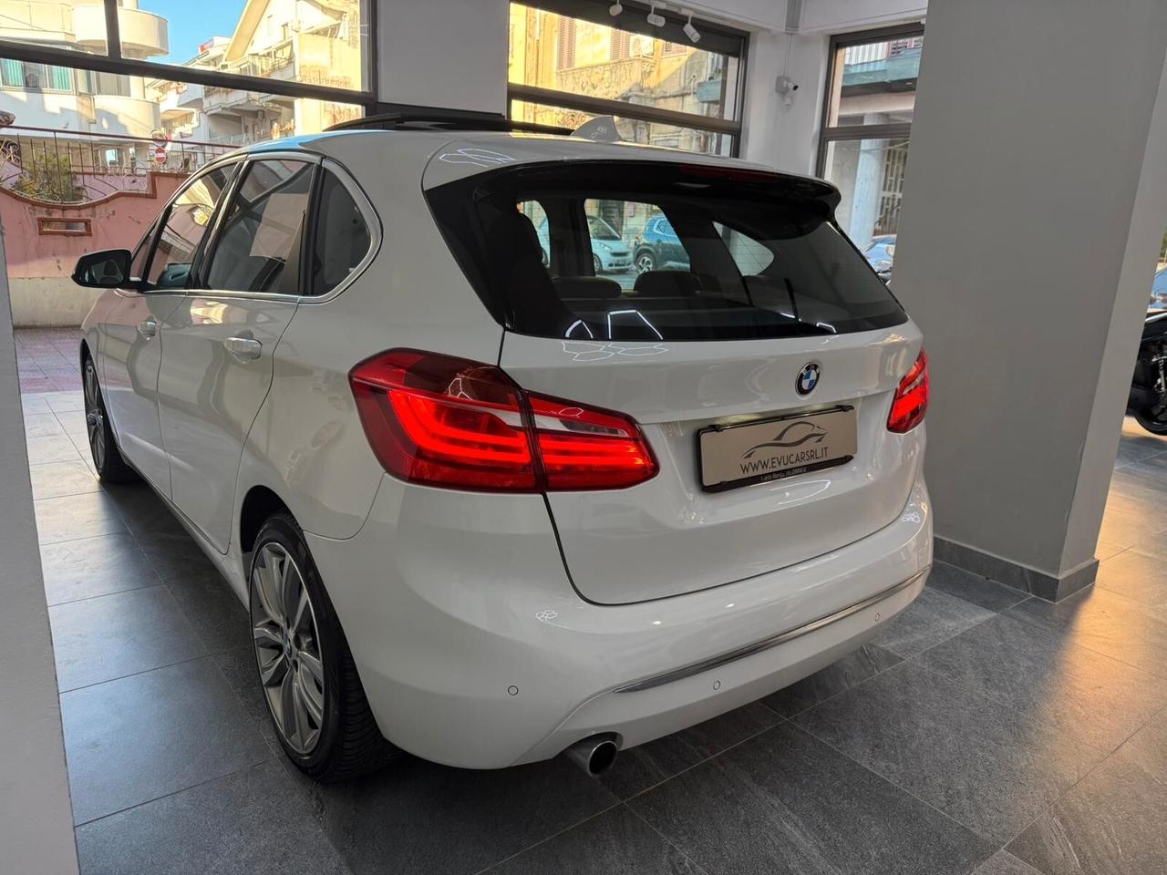 Bmw 2er Active Tourer 218d Luxury