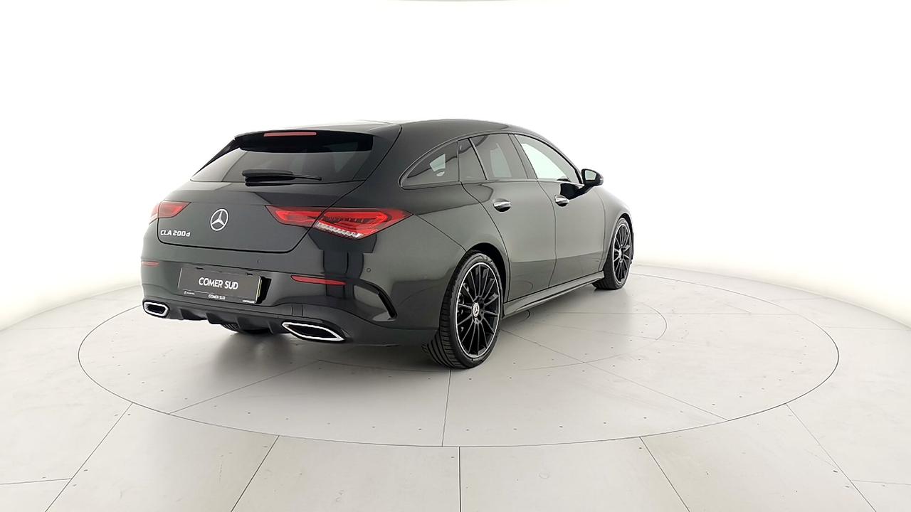 Mercedes-Benz CLA Sh.Brake - X118 - CLA Shooting Brake 200 d Premium auto