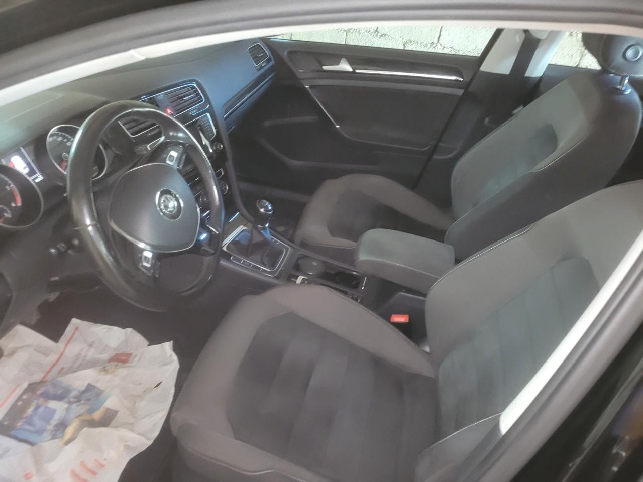 Volkswagen Golf Business 2.0 TDI 5p. Highline BlueMotion Technology