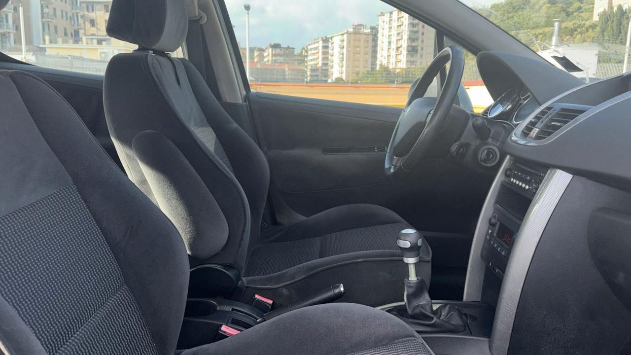 PEUGEOT 207 1.4 HDI – OK NEOPATENTATI – UNICO PROPRIETARIO