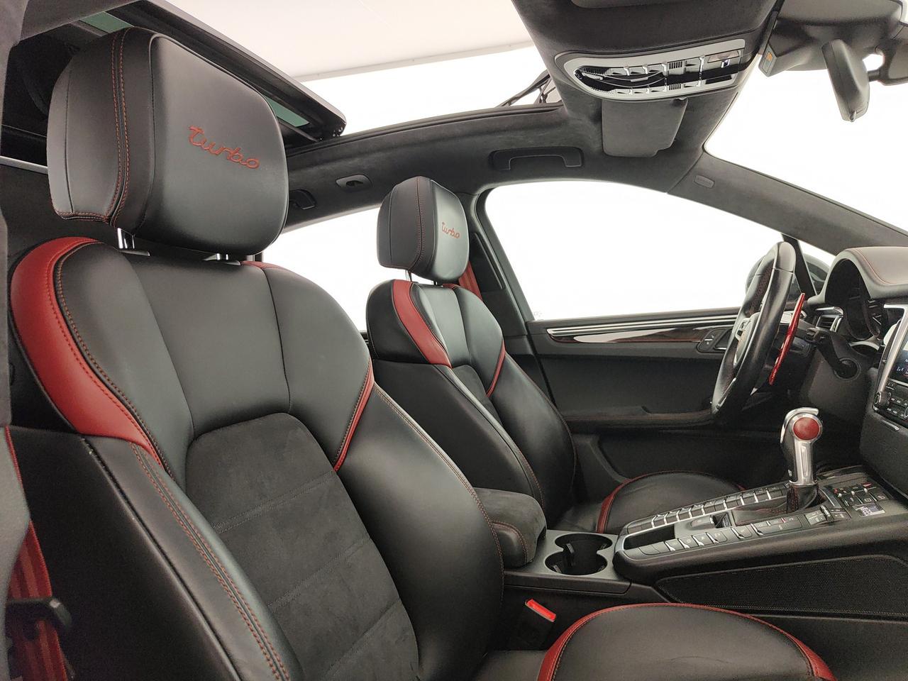 PORSCHE Macan 3.6 Turbo Performance 440cv pdk
