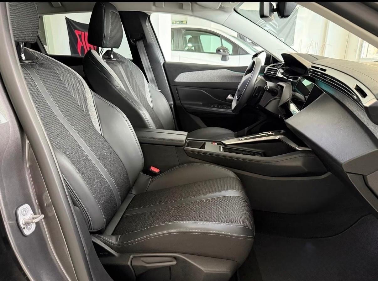 Peugeot 308 130 EAT8 SW Allure