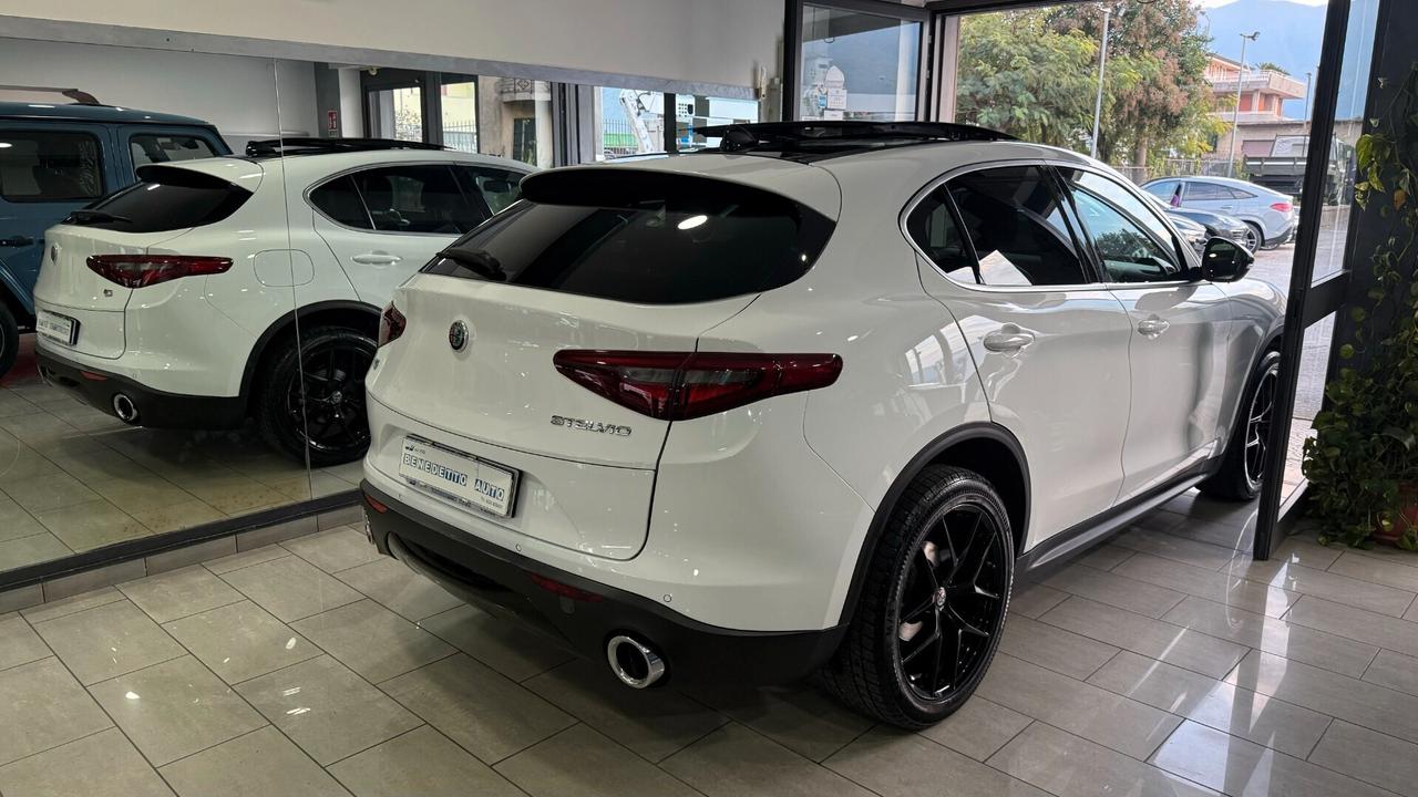 ALFA ROMEO STELVIO TETTO APRIBILE