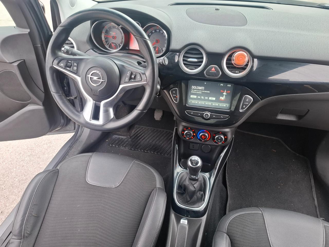 Opel Adam 1.2 70 CV anno 2016 90.000km