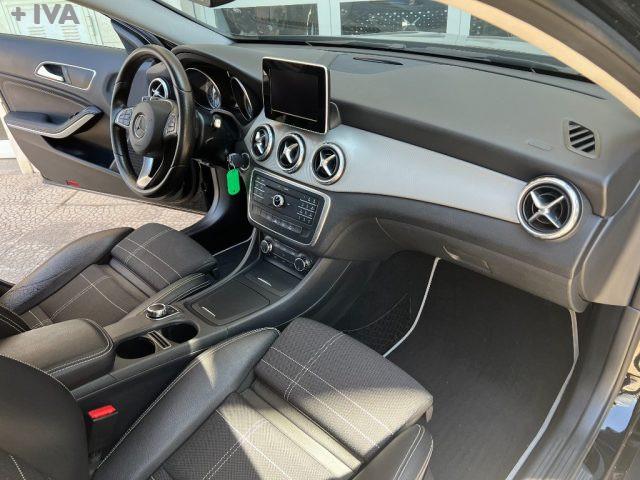 MERCEDES-BENZ GLA 200 d Automatic Sport