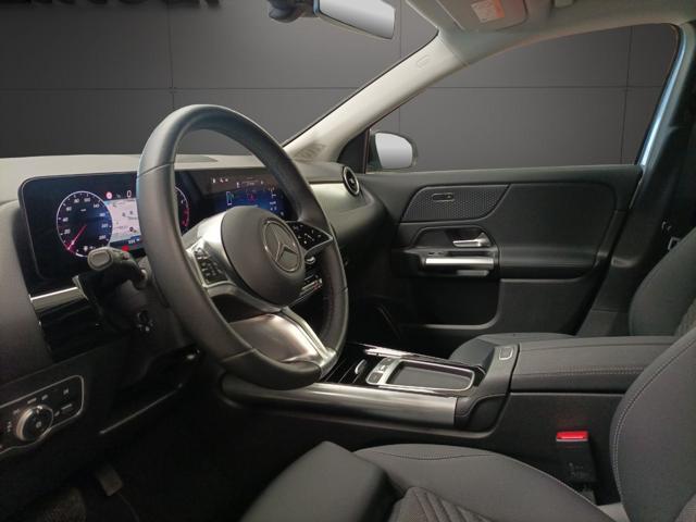 MERCEDES-BENZ GLA 200 Automatic Progressive Advanced