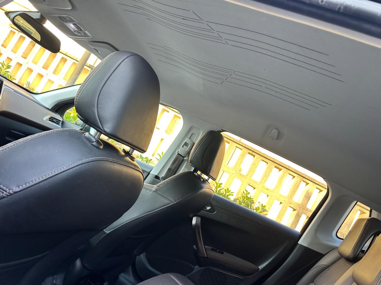 Peugeot 2008 BlueHDi 130 S&S EAT8 Allure
