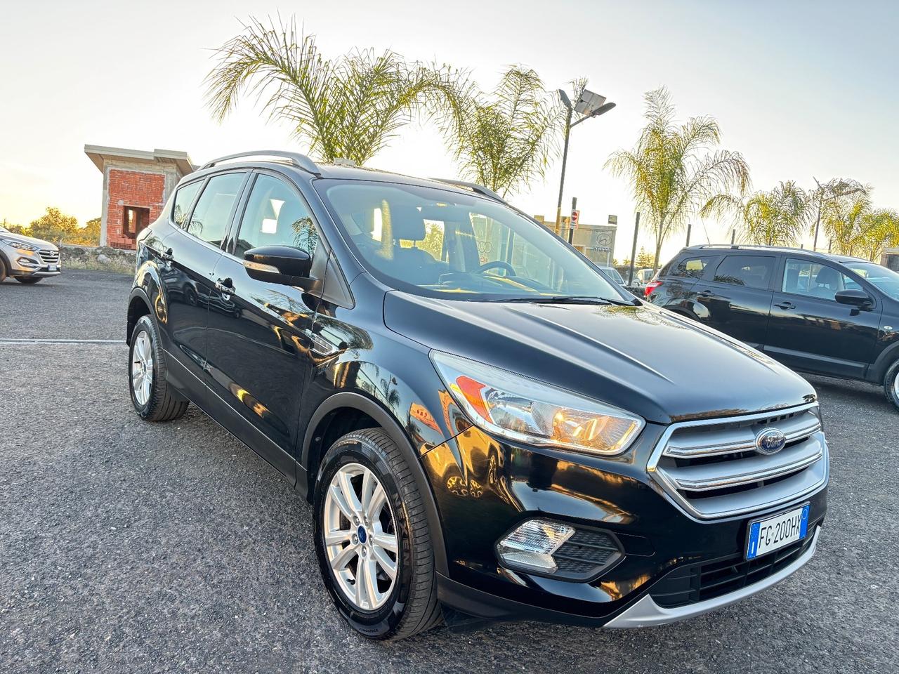 Ford Kuga 1.5 TDCI 120 CV S&S 2WD Titanium