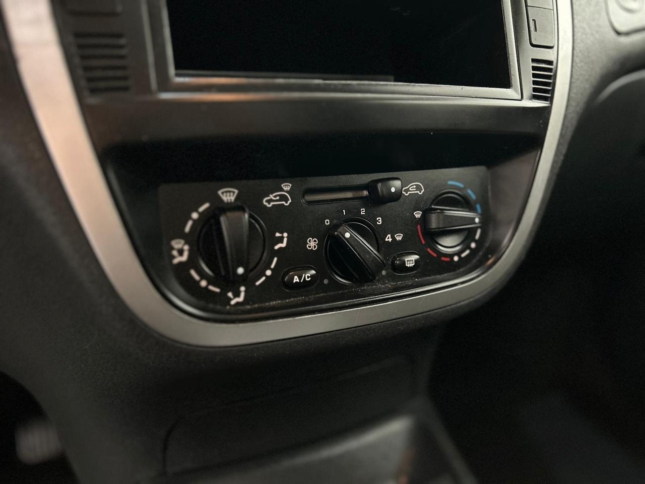 Citroen C2 1.1 VTR 60CV (44)KW NEOPATENTATI OK