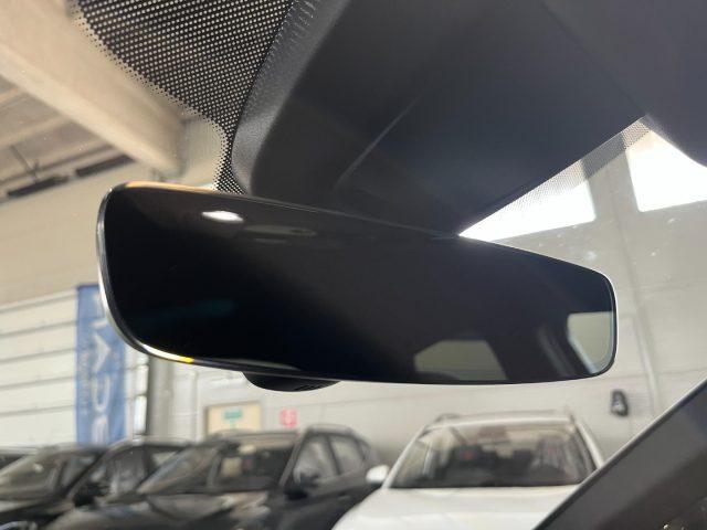 AUDI Q5 SPB Sportback 40 TDI quattro S line Identity Black