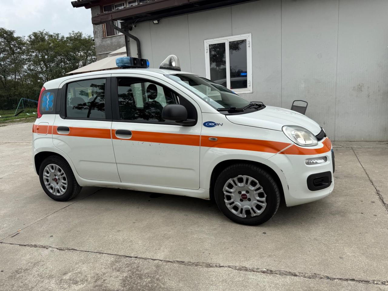 FIAT PANDA 1.3 MJT AUTOVETTURA USO SPECIALE – ATTREZZATA TRASPORTO MEDICO