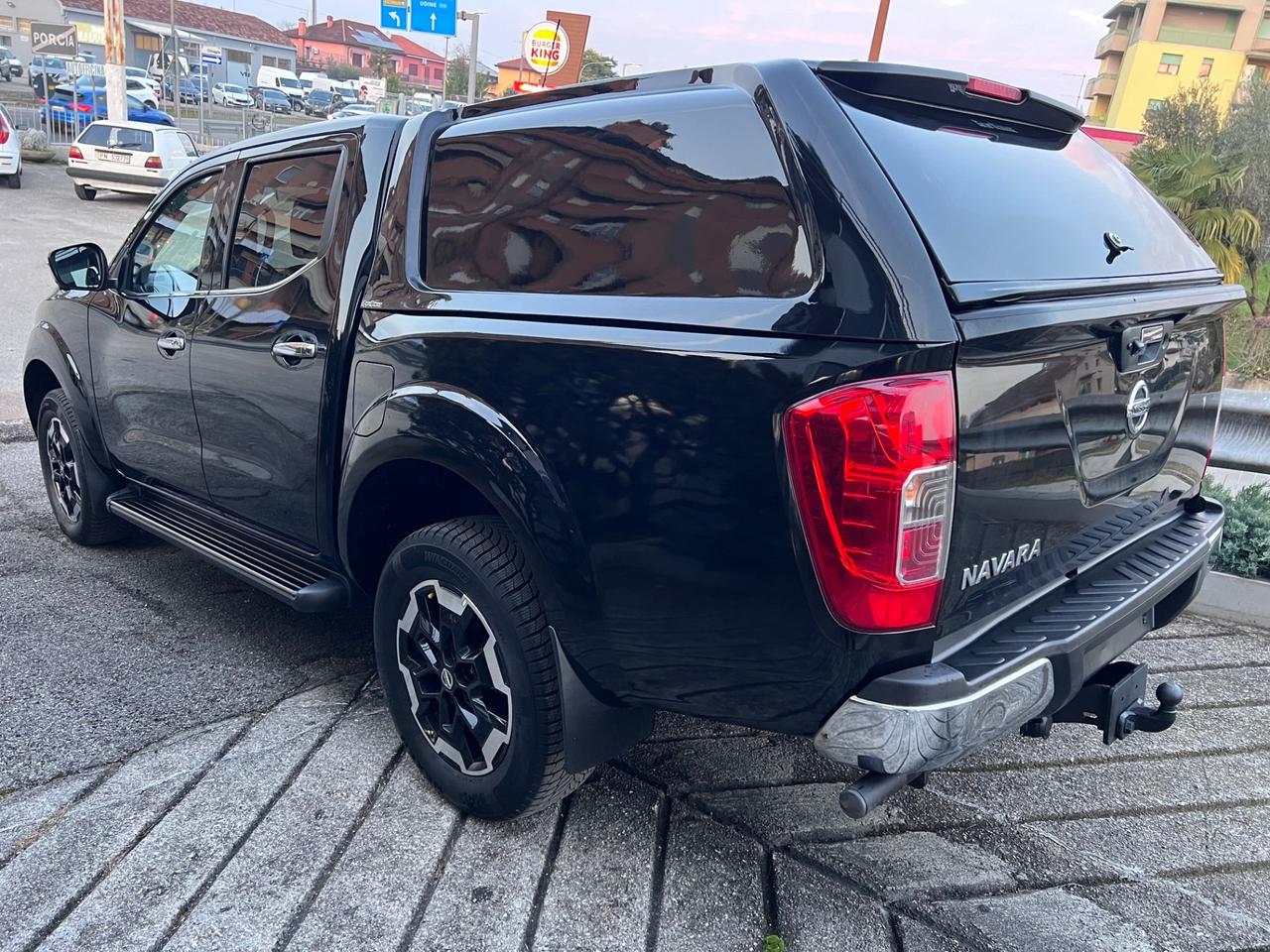 Nissan Navara 2.3 dCi 163 CV 4WD Double Cab N-Connecta