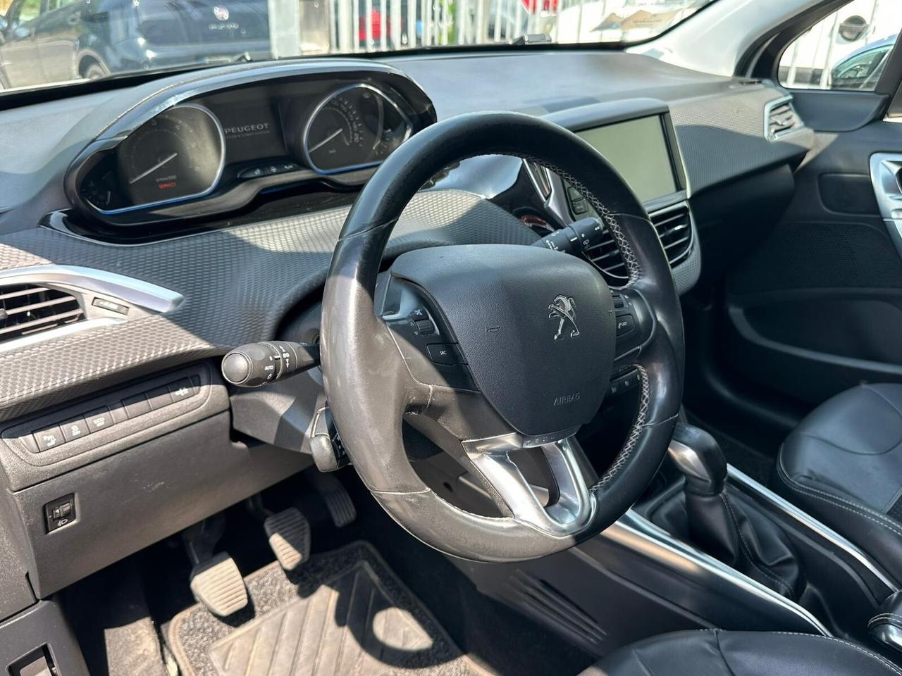 Peugeot 2008 1.6 e-HDi 92 CV Stop&Start Allure